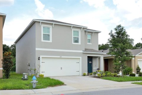 House in Davenport, Florida 5 bedrooms, 234.3 sq.m. № 1516090 - photo 3