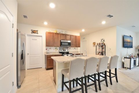 House in Davenport, Florida 5 bedrooms, 234.3 sq.m. № 1516090 - photo 7