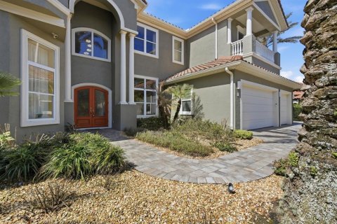 House in Palm Coast, Florida 6 bedrooms, 538.65 sq.m. № 2230613 - photo 5