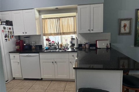 Casa en venta en Casselberry, Florida, 3 dormitorios, 173.82 m2 № 1750833 - foto 12