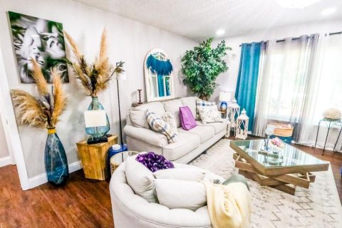 House in Port Charlotte, Florida 3 bedrooms, 146.97 sq.m. № 1736763 - photo 7