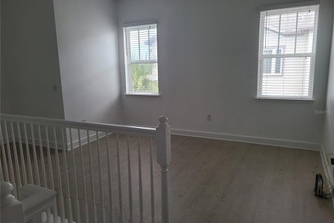 Adosado en alquiler en Orlando, Florida, 3 dormitorios, 180.6 m2 № 1916492 - foto 19