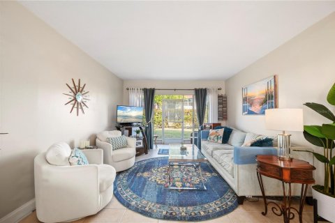 Condo in Punta Gorda, Florida, 2 bedrooms  № 1799858 - photo 12