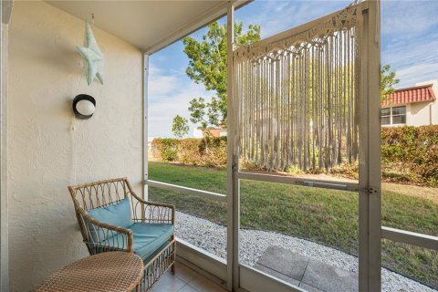 Condo in Punta Gorda, Florida, 2 bedrooms  № 1799858 - photo 15