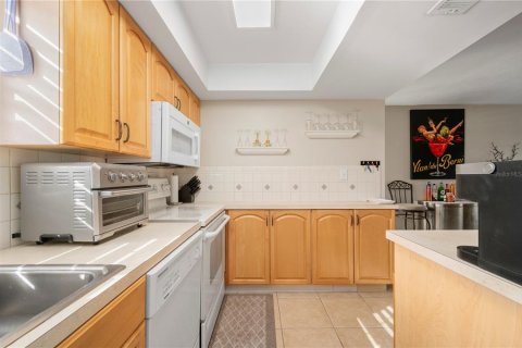 Condo in Punta Gorda, Florida, 2 bedrooms  № 1799858 - photo 21