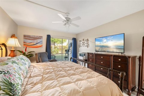 Condo in Punta Gorda, Florida, 2 bedrooms  № 1799858 - photo 23