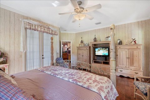 House in Vero Beach, Florida 6 bedrooms, 369.19 sq.m. № 2083024 - photo 23