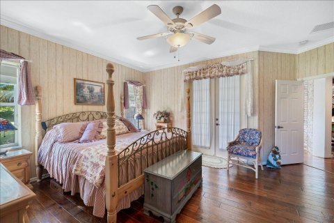 House in Vero Beach, Florida 6 bedrooms, 369.19 sq.m. № 2083024 - photo 22