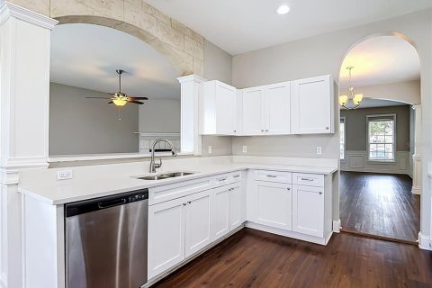 Villa ou maison à vendre à Trinity, Floride: 5 chambres, 324.97 m2 № 2227715 - photo 8