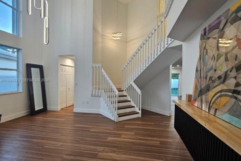 Villa ou maison à vendre à Pembroke Pines, Floride: 4 chambres, 251.67 m2 № 2173345 - photo 4