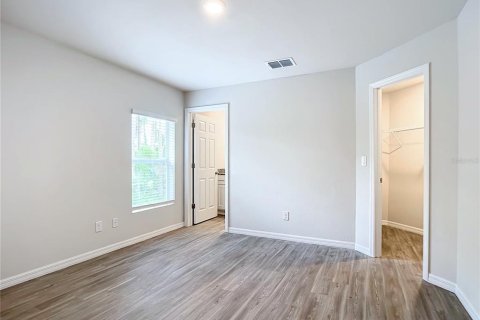 Propiedad comercial en venta en Port Charlotte, Florida, 4 dormitorios, 195.47 m2 № 1898954 - foto 15