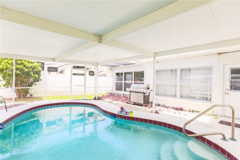 Casa en venta en Largo, Florida, 4 dormitorios, 148.18 m2 № 1880005 - foto 24