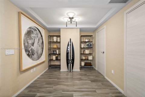 Condo in Miami, Florida, 2 bedrooms  № 1967141 - photo 25