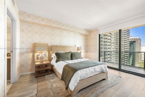 Condo in Miami, Florida, 2 bedrooms  № 1967141 - photo 19