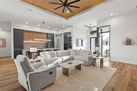 Casa en venta en New Smyrna Beach, Florida, 3 dormitorios, 241.55 m2 № 2283300 - foto 8