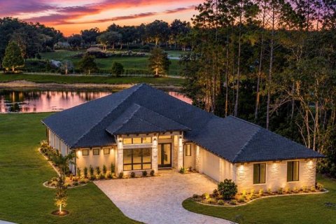 Casa en New Smyrna Beach, Florida 3 dormitorios, 241.55 m2 № 2283300
