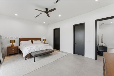 Casa en venta en Wilton Manors, Florida, 4 dormitorios № 2001437 - foto 13