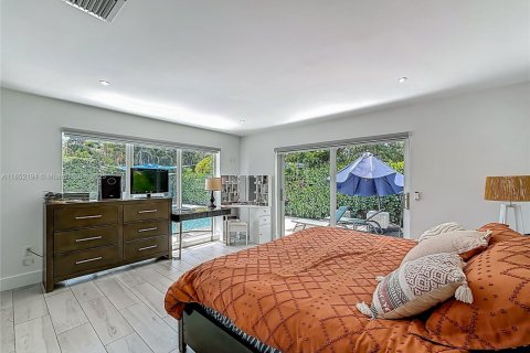 House in Miami Shores, Florida 3 bedrooms, 171.68 sq.m. № 1874791 - photo 23