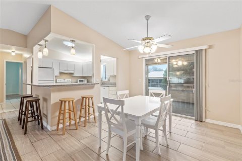 Casa en venta en Summerfield, Florida, 3 dormitorios, 134.71 m2 № 1828133 - foto 9