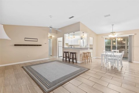 Villa ou maison à vendre à Summerfield, Floride: 3 chambres, 134.71 m2 № 1828133 - photo 7