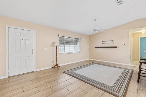 Villa ou maison à vendre à Summerfield, Floride: 3 chambres, 134.71 m2 № 1828133 - photo 5