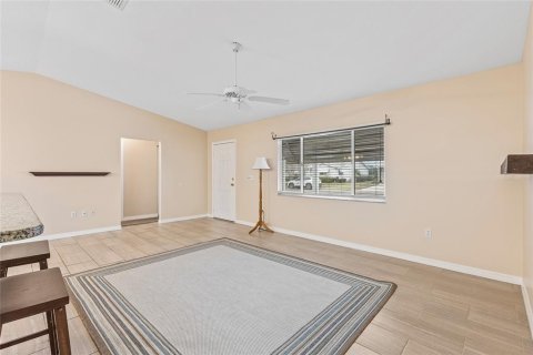 Villa ou maison à vendre à Summerfield, Floride: 3 chambres, 134.71 m2 № 1828133 - photo 6