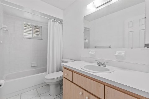 Villa ou maison à vendre à Summerfield, Floride: 3 chambres, 134.71 m2 № 1828133 - photo 30