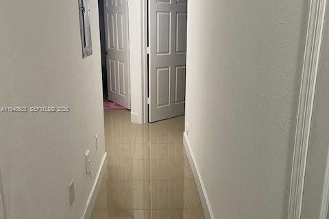 Condominio en alquiler en Doral, Florida, 3 dormitorios, 112.13 m2 № 1997696 - foto 14