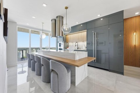 Condominio en venta en Fort Lauderdale, Florida, 3 dormitorios, 193.79 m2 № 2082490 - foto 4