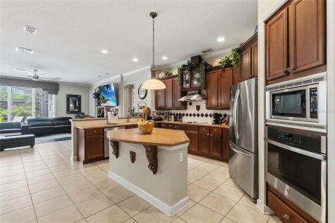 Villa ou maison à vendre à Lake Mary, Floride: 4 chambres, 316.89 m2 № 2304357 - photo 16