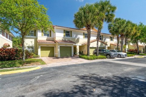Townhouse in Oakland Park, Florida 2 bedrooms, 116.41 sq.m. № 1942251 - photo 8