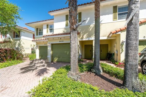 Townhouse in Oakland Park, Florida 2 bedrooms, 116.41 sq.m. № 1942251 - photo 9