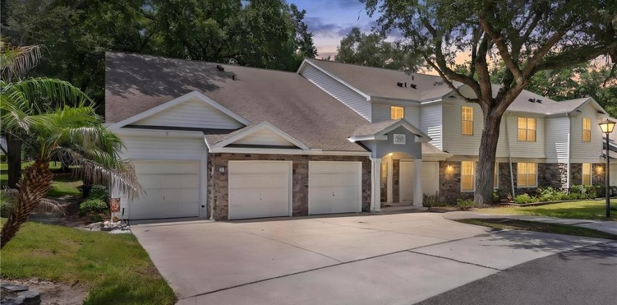 Condominio en Apopka, Florida, 3 dormitorios № 2107177