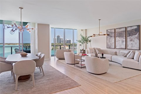 Condo in Bay Harbor Islands, Florida, 3 bedrooms  № 2014126 - photo 2