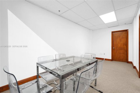 Immobilier commercial à vendre à North Miami, Floride № 2059832 - photo 9