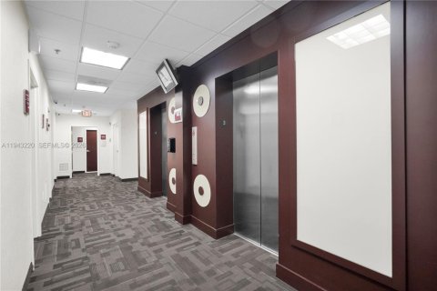 Immobilier commercial à vendre à North Miami, Floride № 2059832 - photo 27