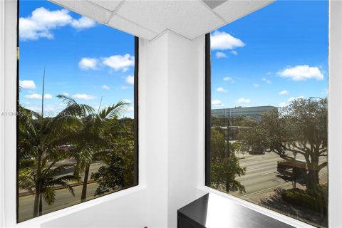 Immobilier commercial à vendre à North Miami, Floride № 2059832 - photo 19