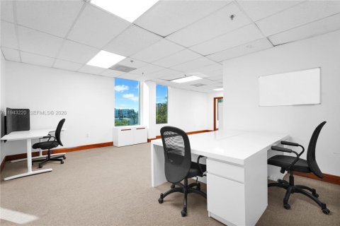 Immobilier commercial à vendre à North Miami, Floride № 2059832 - photo 14