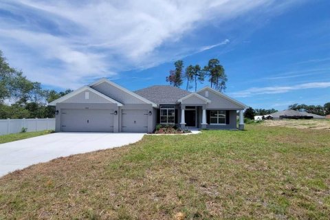 House in Ocala, Florida 4 bedrooms, 233 sq.m. № 2100664