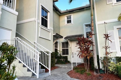 Casa en alquiler en Homestead, Florida, 3 dormitorios, 126.81 m2 № 1924390 - foto 3