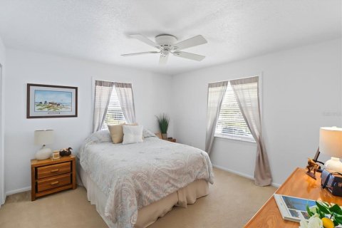 Casa en venta en Crystal River, Florida, 3 dormitorios, 195.19 m2 № 1905264 - foto 20