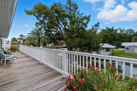 Casa en venta en Crystal River, Florida, 3 dormitorios, 195.19 m2 № 1905264 - foto 12