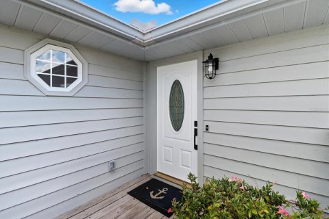 Casa en venta en Crystal River, Florida, 3 dormitorios, 195.19 m2 № 1905264 - foto 7