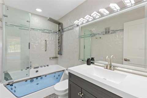 Condominio en venta en Saint Petersburg, Florida, 2 dormitorios, 126.81 m2 № 2234587 - foto 11