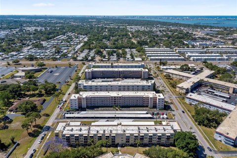 Condominio en venta en Saint Petersburg, Florida, 2 dormitorios, 126.81 m2 № 2234587 - foto 19