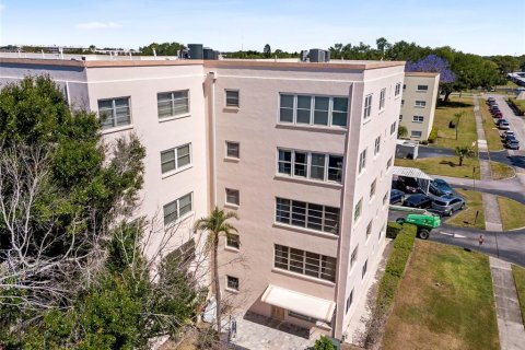 Condominio en venta en Saint Petersburg, Florida, 2 dormitorios, 126.81 m2 № 2234587 - foto 18