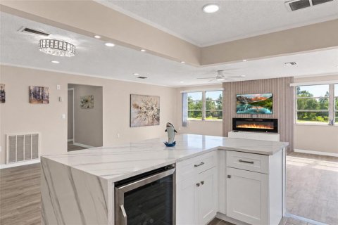 Condominio en venta en Saint Petersburg, Florida, 2 dormitorios, 126.81 m2 № 2234587 - foto 4