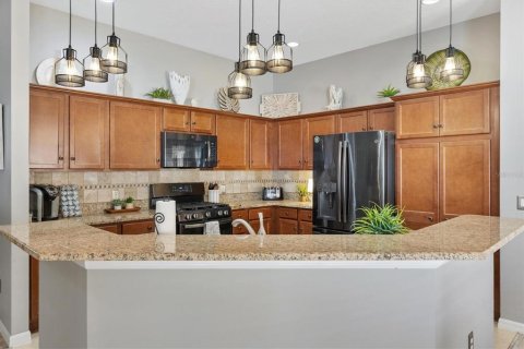 House in The Villages, Florida 3 bedrooms, 153.66 sq.m. № 1907795 - photo 7