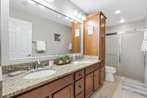 House in The Villages, Florida 3 bedrooms, 153.66 sq.m. № 1907795 - photo 15
