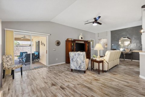 Casa en venta en The Villages, Florida, 3 dormitorios, 153.66 m2 № 1907795 - foto 11